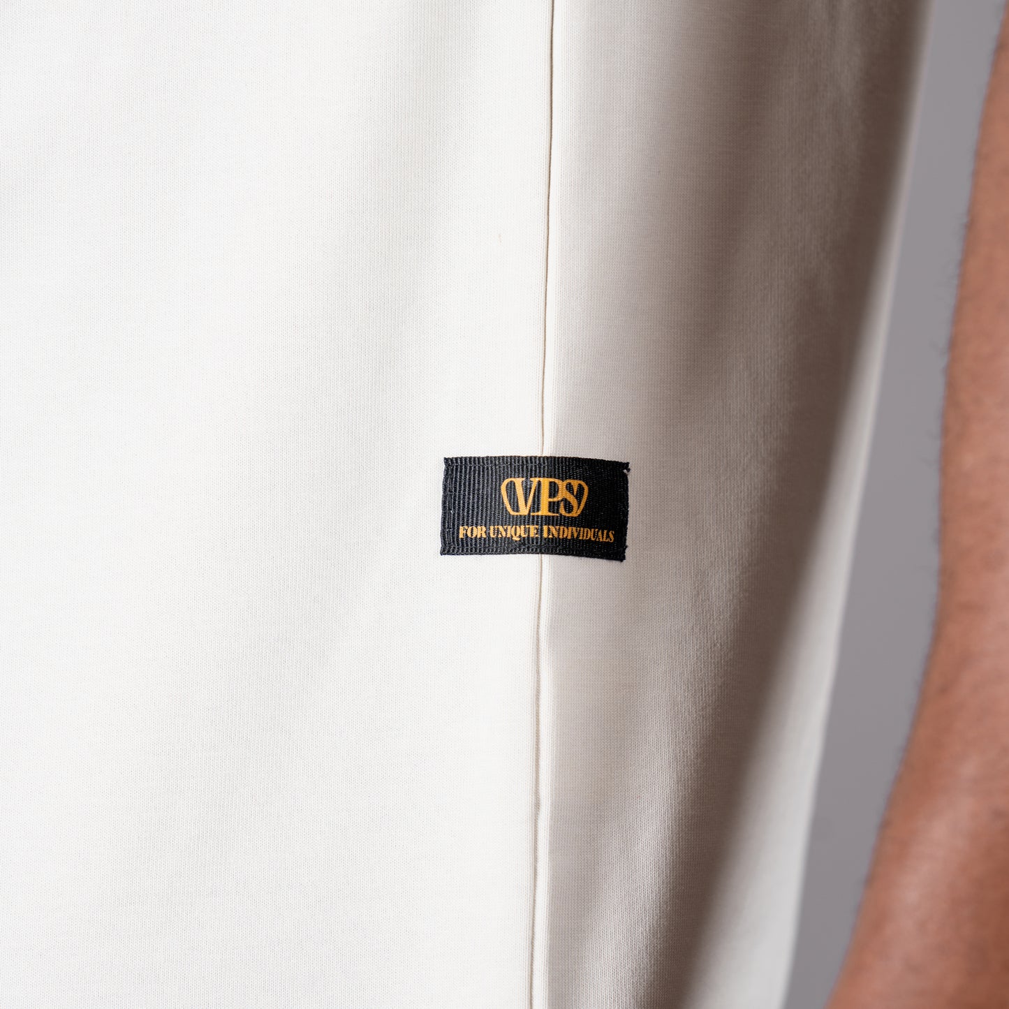 PREMIUM CRAFTED TEE